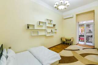 Апартаменты Сozy Apartment in the city center by Time Group Баку Апартаменты с 3 спальнями-19