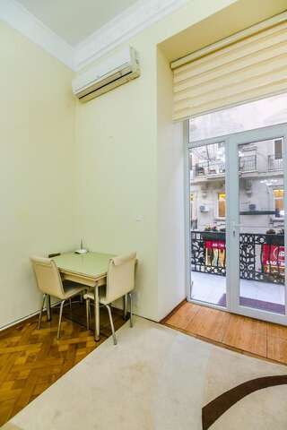 Апартаменты Сozy Apartment in the city center by Time Group Баку Апартаменты с 3 спальнями-64